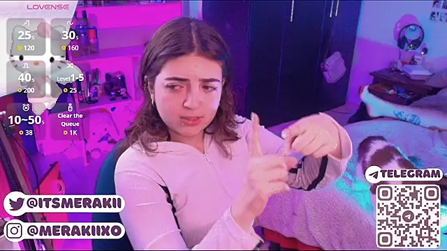 Snapshot of meraki_fraise chatting on May 1, 2026, 7:30 pm meraki fraise online show from May 1, 2026, 7:30 pm