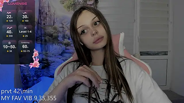 Snapshot of shy_melony chatting on November 4, 2025, 10:13 pm shy melony online show from November 4, 2025, 10:13 pm