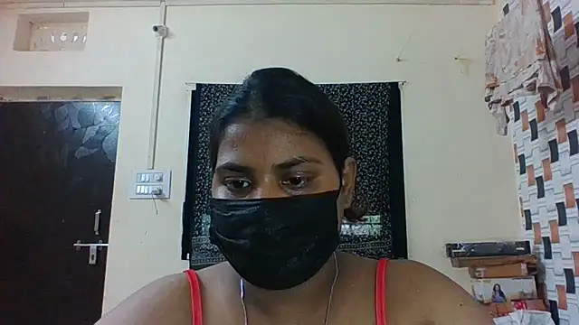 Snapshot of Hotmilfxox chatting on June 1, 2026, 9:53 am Hotmilfxox online show from June 1, 2026, 9:53 am