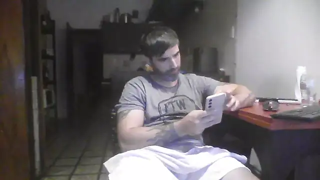 ozzypsico13 online show from March 25, 2026, 1:17 am