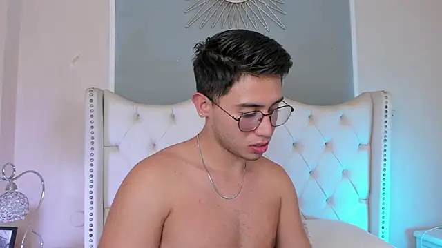 Brandonn Millerr online show from January 31, 2025, 11:35 pm