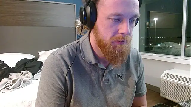 Snapshot of H1gh_Fr3qu3ncy chatting on February 3, 2025, 2:47 am H1gh Fr3qu3ncy online show from February 3, 2025, 2:47 am