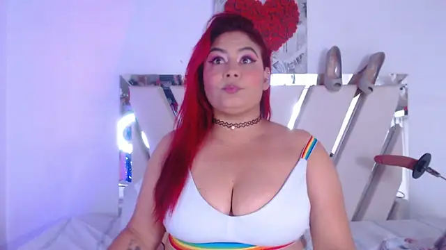 Snapshot of Amara_Red chatting on May 29, 2026, 11:27 am Amara Red online show from May 29, 2026, 11:27 am