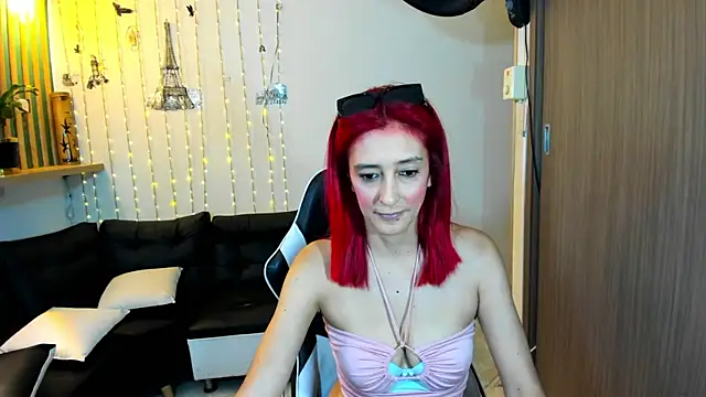 Ruby Your Milf online show from April 4, 2026, 9:32 pm