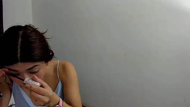 Snapshot of AnnyCherry_ chatting on February 12, 2026, 8:41 pm AnnyCherry online show from February 12, 2026, 8:41 pm