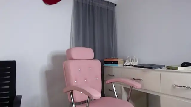 Snapshot of melody__bleir chatting on November 13, 2025, 2:59 am melody bleir online show from November 13, 2025, 2:59 am