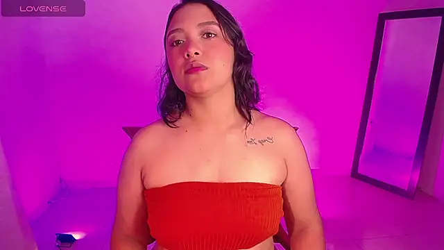 DIANEE 01 online show from October 21, 2025, 2:00 am