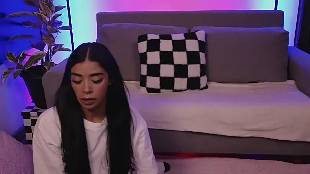 Snapshot of jane_hart_ chatting on November 18, 2025, 11:37 pm jane hart online show from November 18, 2025, 11:37 pm