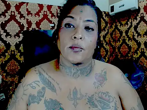 Indiancatz2 online show from February 14, 2026, 4:34 am