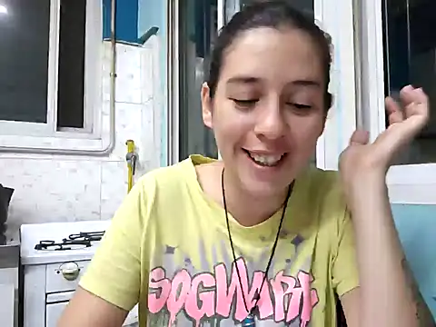 Snapshot of solangeyaelok1 chatting on February 10, 2025, 3:13 am solangeyaelok1 online show from February 10, 2025, 3:13 am