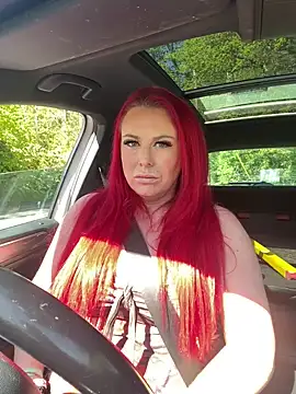 Snapshot of redxxxvixen chatting on April 24, 2026, 1:24 pm redxxxvixen online show from April 24, 2026, 1:24 pm