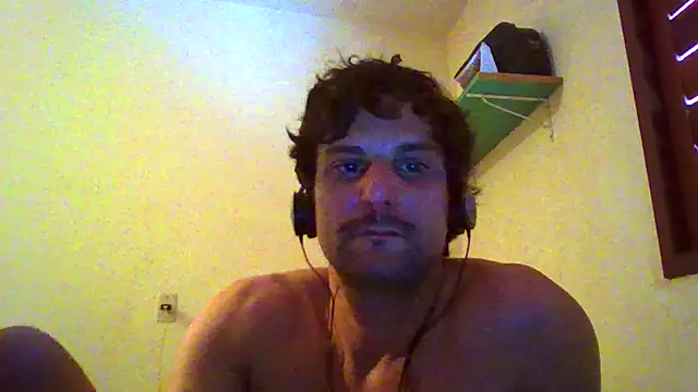 couplemilk online show from February 14, 2026, 1:22 pm