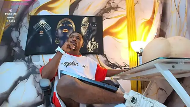 Snapshot of Thomas_shelbys chatting on February 28, 2026, 3:28 am Thomas shelbys online show from February 28, 2026, 3:28 am