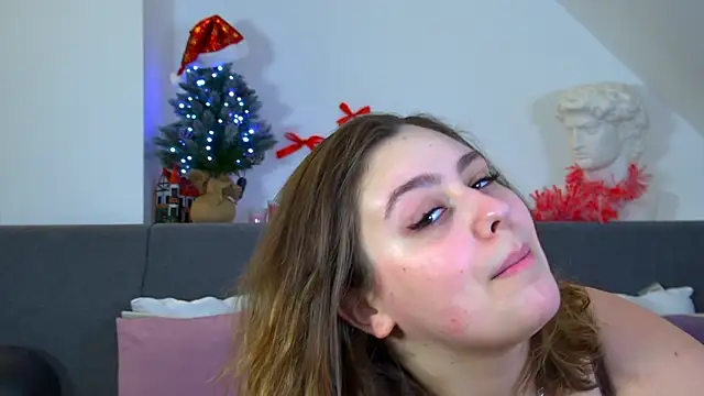 MaryMurray online show from December 14, 2025, 6:35 pm