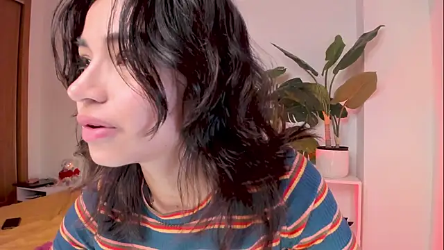 Adriennesexxx online show from March 7, 2025, 7:38 pm