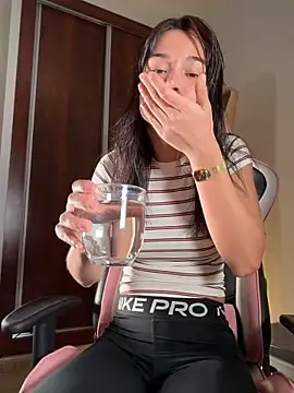 Snapshot of Adriennesexxx chatting on March 14, 2026, 10:16 pm Adriennesexxx online show from March 14, 2026, 10:16 pm