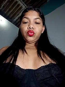 Snapshot of DIORA_Latina chatting on December 5, 2025, 11:09 am DIORA Latina online show from December 5, 2025, 11:09 am