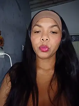 DIORA Latina online show from May 27, 2026, 3:25 am