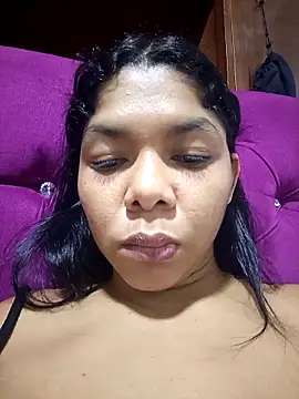 Snapshot of DIORA_Latina chatting on September 22, 2025, 11:44 pm DIORA Latina online show from September 22, 2025, 11:44 pm