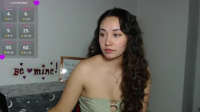 Snapshot of ArtemisNature chatting on March 19, 2025, 4:24 pm ArtemisNature online show from March 19, 2025, 4:24 pm