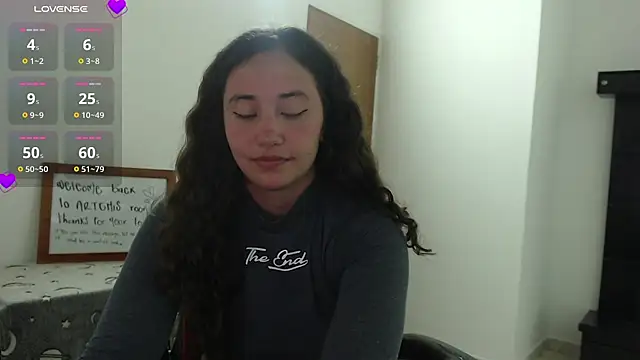 Snapshot of ArtemisNature chatting on January 26, 2025, 11:18 pm ArtemisNature online show from January 26, 2025, 11:18 pm