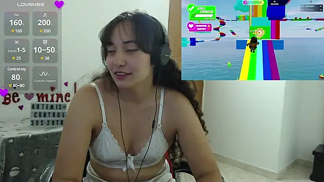 Snapshot of ArtemisNature chatting on February 20, 2025, 11:54 pm ArtemisNature online show from February 20, 2025, 11:54 pm