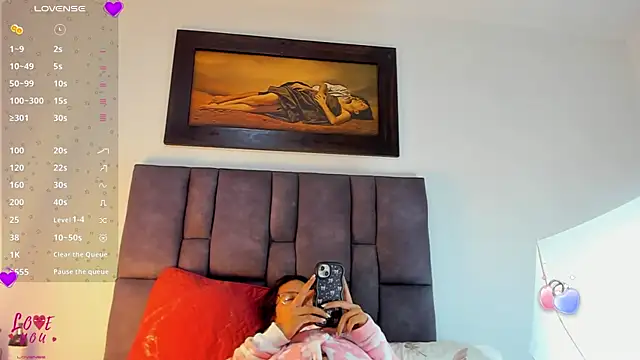 Vahiolet smith online show from February 26, 2026, 3:06 am