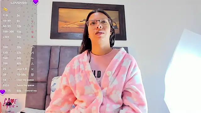 Snapshot of Vahiolet_smith chatting on March 14, 2026, 3:12 am Vahiolet smith online show from March 14, 2026, 3:12 am