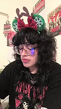 Snapshot of Fun_Everywhere chatting on December 20, 2025, 9:06 pm Fun Everywhere online show from December 20, 2025, 9:06 pm