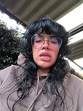 Snapshot of Fun_Everywhere chatting on November 8, 2025, 8:23 pm Fun Everywhere online show from November 8, 2025, 8:23 pm