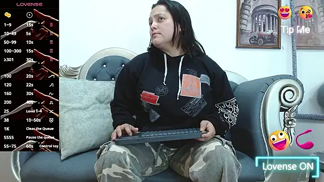 Snapshot of KataleyaStiward chatting on February 1, 2026, 12:25 pm KataleyaStiward online show from February 1, 2026, 12:25 pm