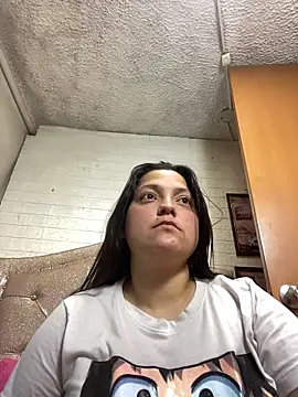 Snapshot of KataleyaStiward chatting on October 20, 2025, 1:00 pm KataleyaStiward online show from October 20, 2025, 1:00 pm