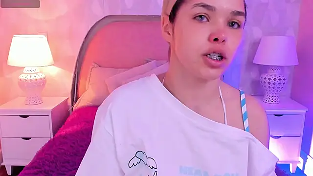 angeline teen online show from May 19, 2026, 12:12 pm
