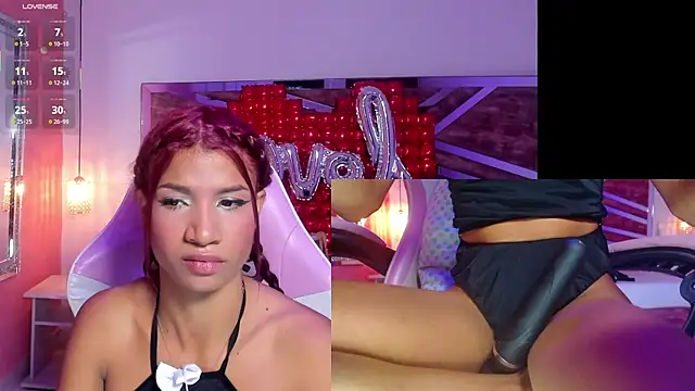 SofiRey  online show from March 24, 2026, 1:44 pm