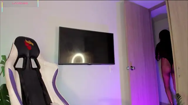 Snapshot of _Miss_Anna_ chatting on March 19, 2026, 6:02 am Miss Anna online show from March 19, 2026, 6:02 am