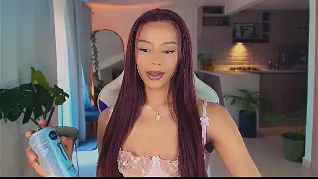 Snapshot of _Miss_Anna_ chatting on February 4, 2026, 10:05 pm Miss Anna online show from February 4, 2026, 10:05 pm