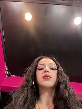 Snapshot of exoticmisfitt chatting on March 16, 2026, 2:19 am exoticmisfitt online show from March 16, 2026, 2:19 am