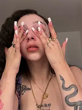 Snapshot of exoticmisfitt chatting on March 31, 2026, 5:31 am exoticmisfitt online show from March 31, 2026, 5:31 am