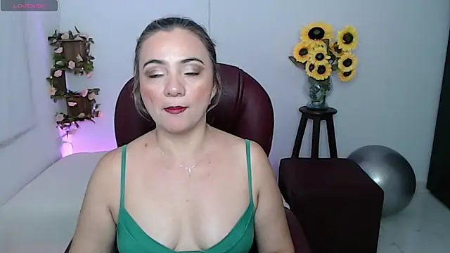 Ghada milf online show from March 16, 2026, 11:18 pm