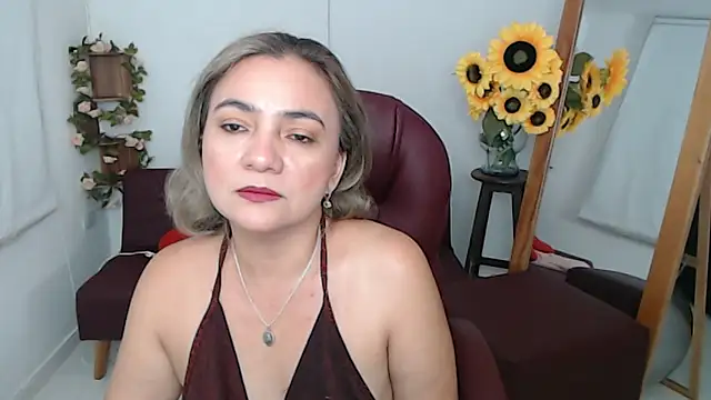 Snapshot of Ghada_milf chatting on June 7, 2026, 10:48 pm Ghada milf online show from June 7, 2026, 10:48 pm