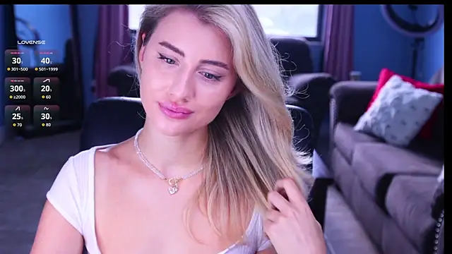 Snapshot of Naughty-Kitty1 chatting on September 10, 2025, 9:14 pm Naughty-Kitty1 online show from September 10, 2025, 9:14 pm