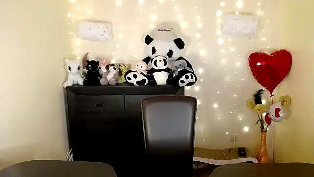 Snapshot of Mike_severi2 chatting on February 26, 2025, 7:12 am Mike severi2 online show from February 26, 2025, 7:12 am