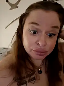 JohannasMishael online show from April 1, 2026, 2:35 am