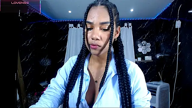 Hillary queen online show from October 19, 2025, 12:52 pm