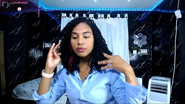 Hillary queen online show from September 12, 2025, 12:38 pm