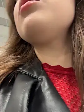 Peachy Dream online show from December 15, 2025, 5:08 pm