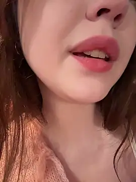 Snapshot of Peachy_Dream chatting on May 22, 2026, 4:38 pm Peachy Dream online show from May 22, 2026, 4:38 pm