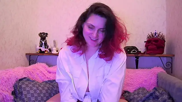 Snapshot of Cute_Carla chatting on March 7, 2025, 1:20 am Cute Carla online show from March 7, 2025, 1:20 am