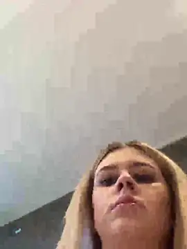 Love Bri online show from October 17, 2025, 9:23 am