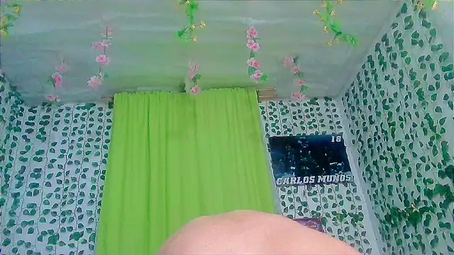 Snapshot of Andy_gray chatting on April 15, 2026, 7:58 pm Andy gray online show from April 15, 2026, 7:58 pm